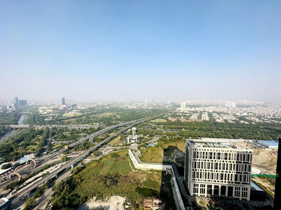 Cloud Stay@41St Floor Нойда Экстерьер фото
