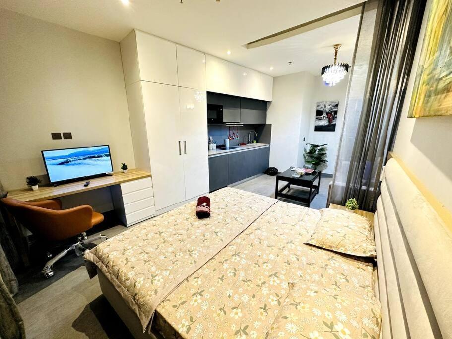 Cloud Stay@41St Floor Нойда Экстерьер фото