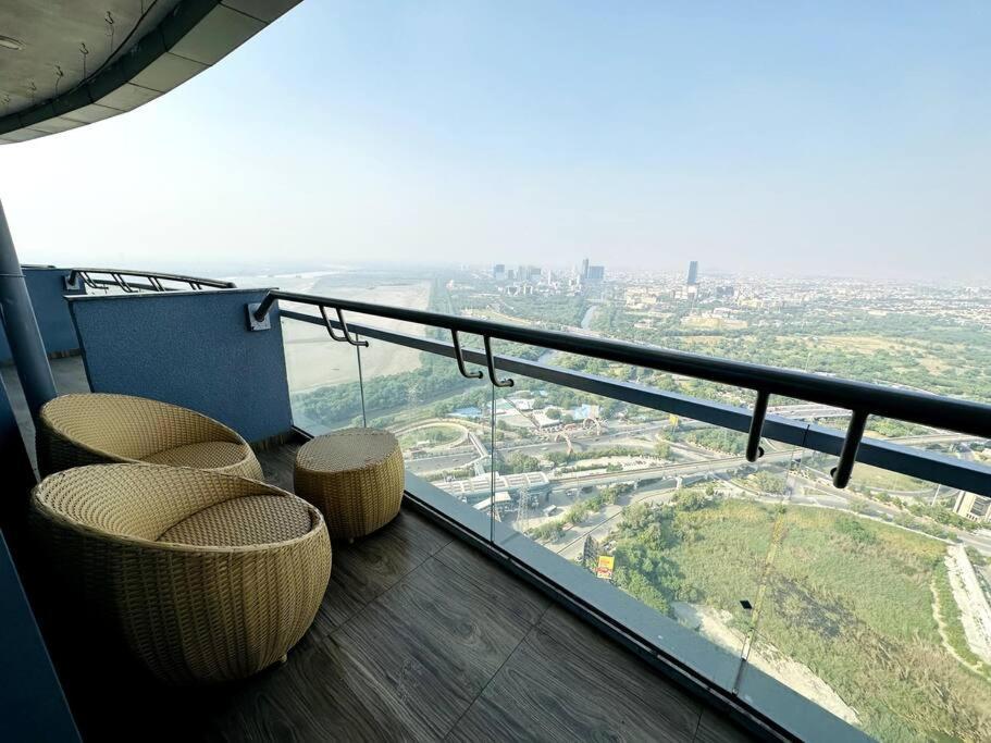 Cloud Stay@41St Floor Нойда Экстерьер фото